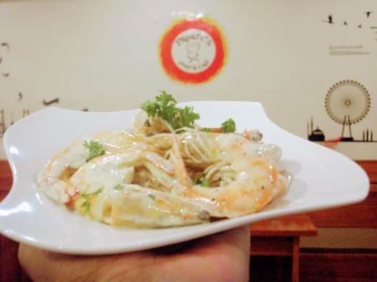 Prawns soaked in the tangy and creamy , Sour cream sauce.JPG